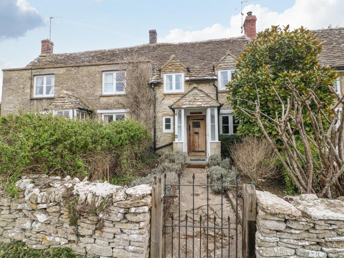 Brooklands Villa Chedworth Exterior foto